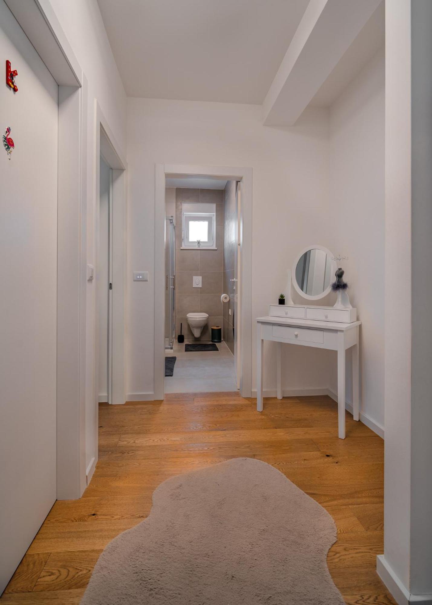 Korina Apartment - Free Private Parking 자다르 외부 사진